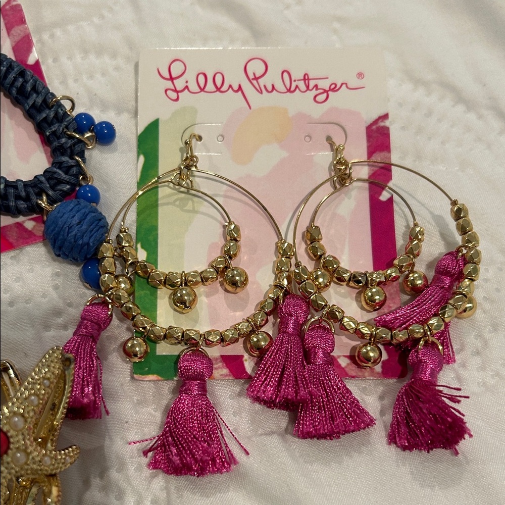 New Lilly Pulitzer lot of earrings and bracelet. - Picture 2 of 5